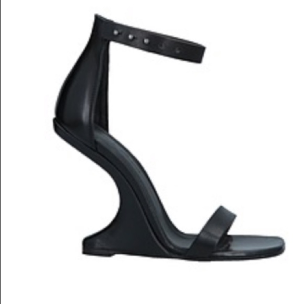 Rick Owens “Cantilevered” Leather Sandals